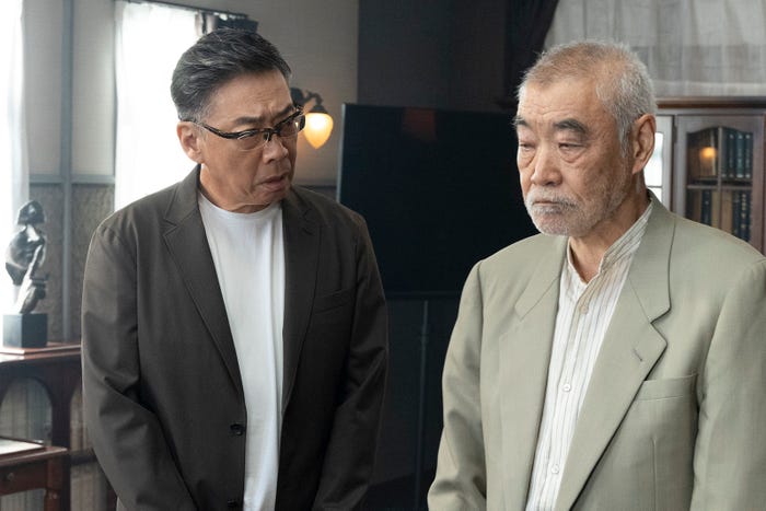 生瀬勝久、柄本明「新宿野戦病院」第5話より(C)フジテレビ