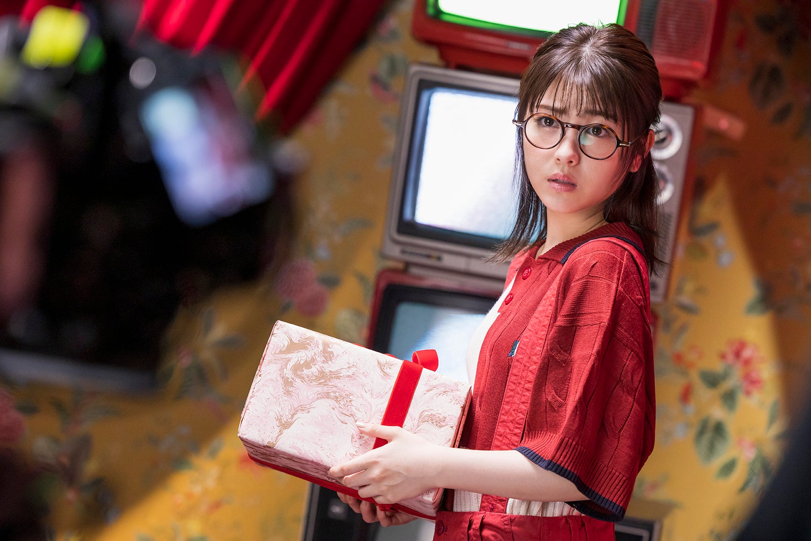 浜辺美波／新WEB動画メイキングより（提供写真）