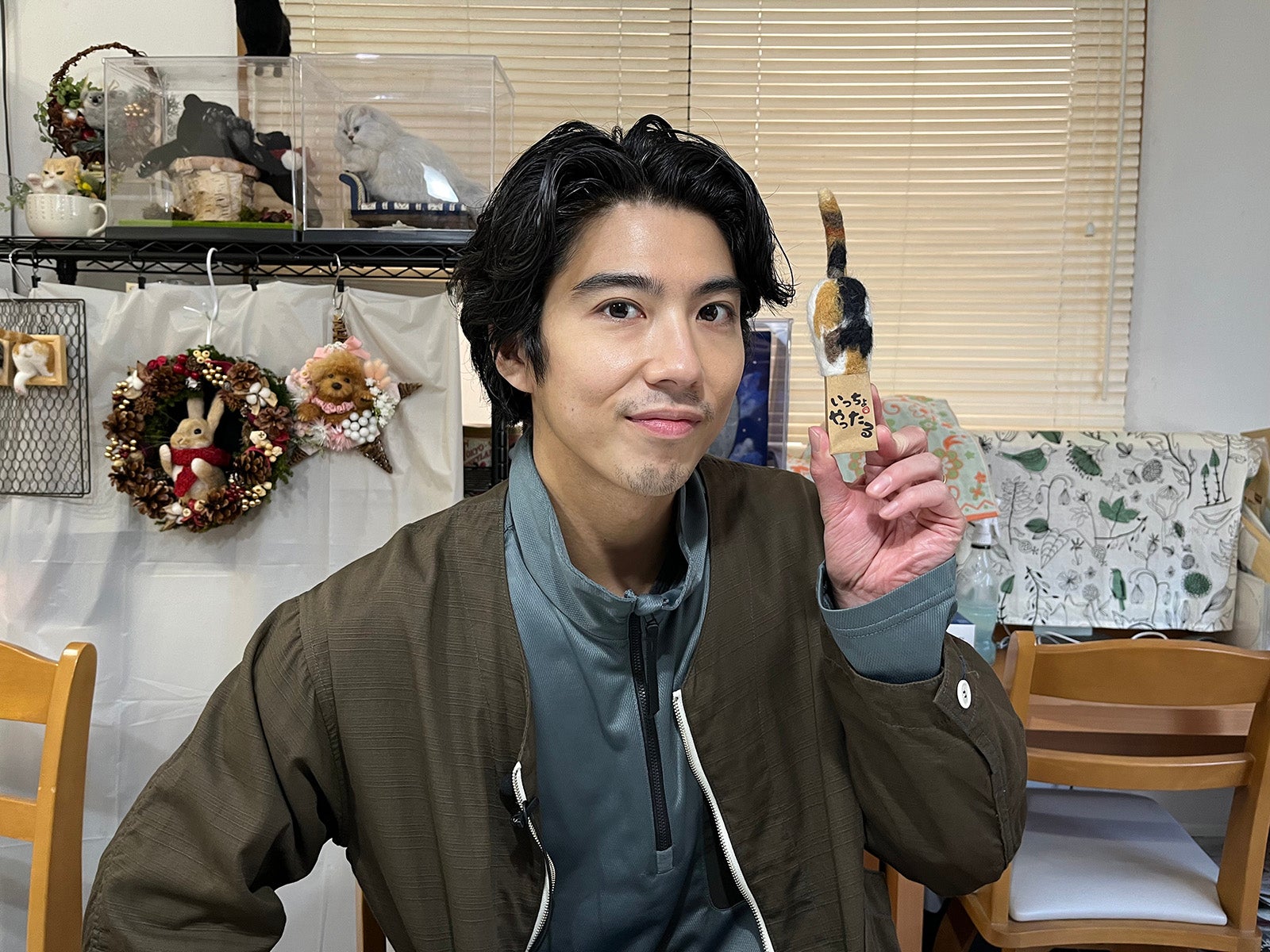 賀来賢人、サプライズ成功なるか 人助けで意外な才能発揮