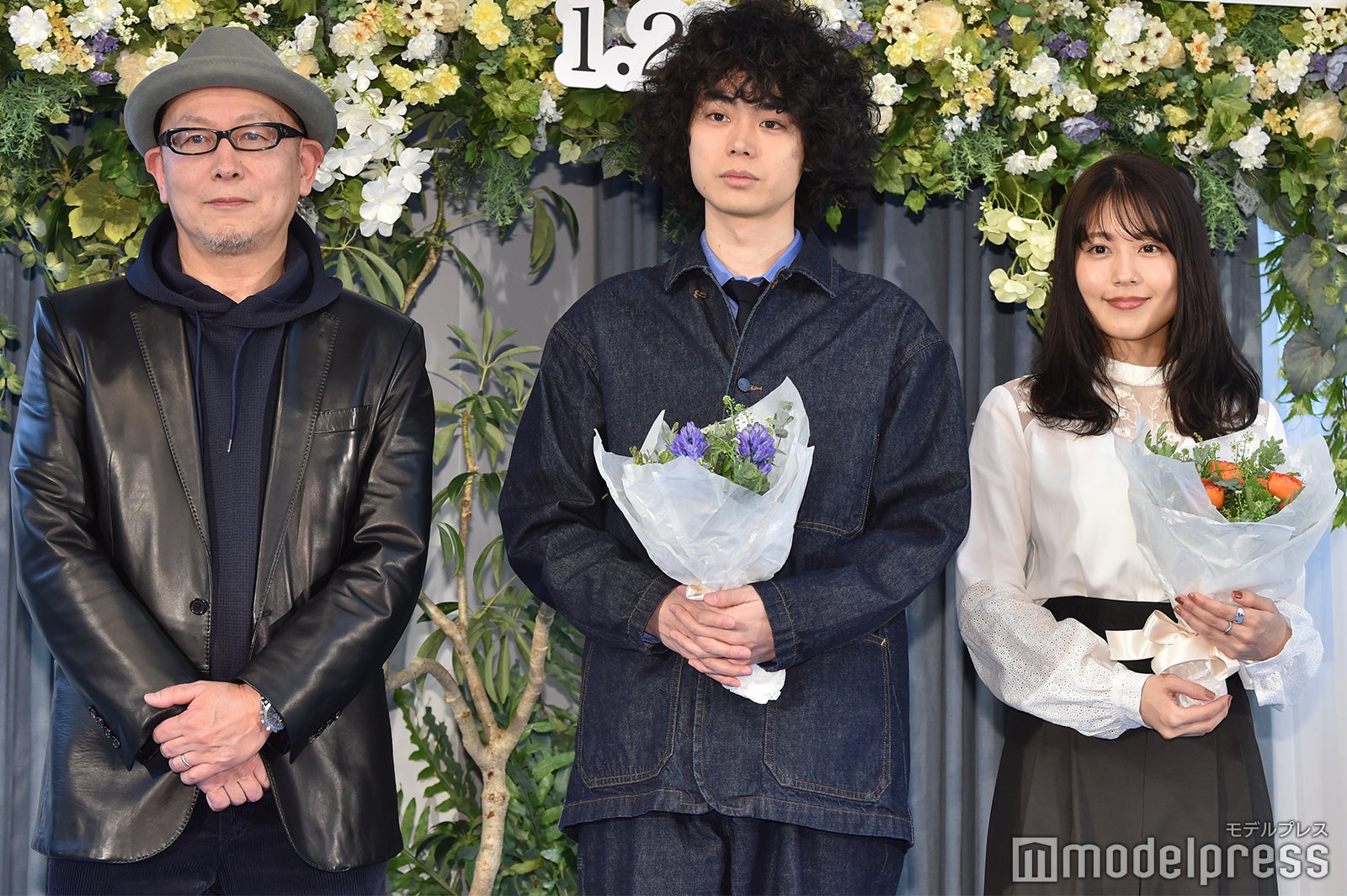 土井裕泰監督、菅田将暉、有村架純（C）モデルプレス