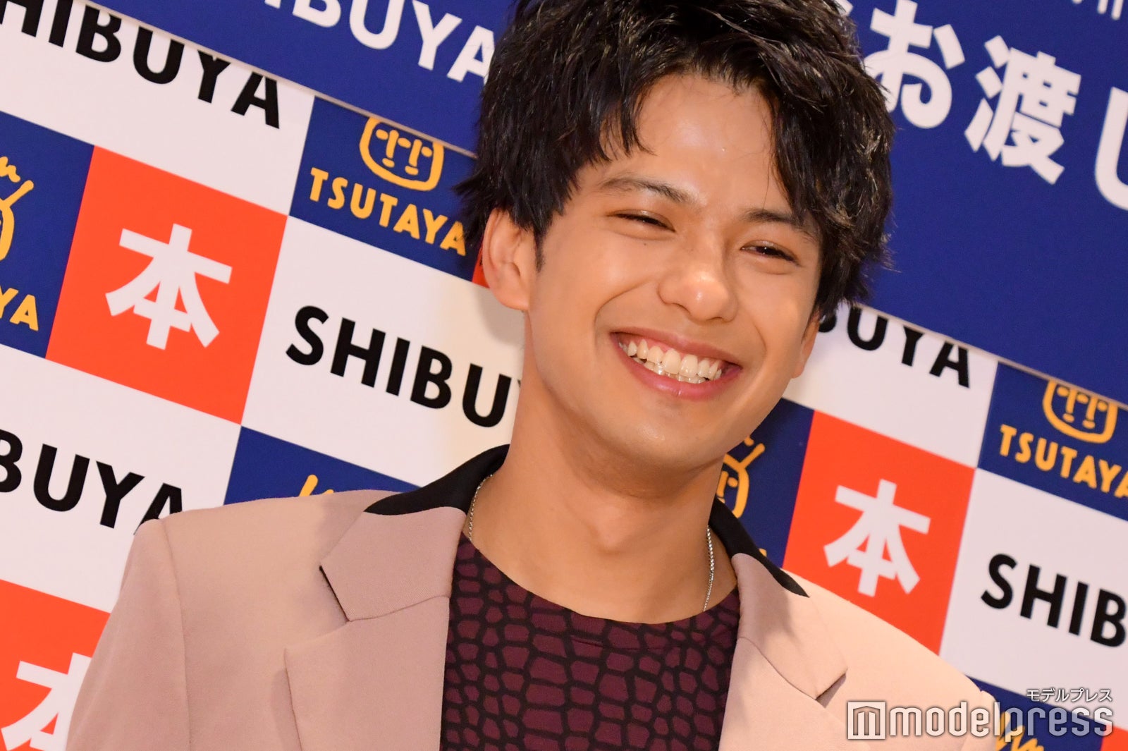 森崎ウィン （C）森崎ウィン 