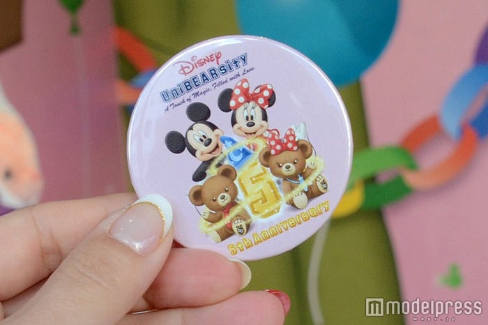 参加者へプレゼントされるミラー(C)モデルプレス/(C)Disney