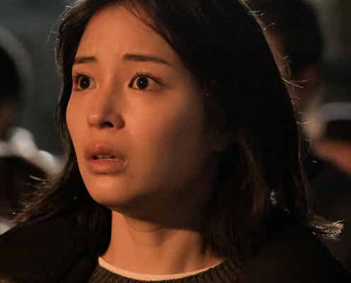【クジャクのダンス、誰が見た? 第1話】心麦(広瀬すず)、父親が突然の死 遺された手紙を手がかりに真相に迫る