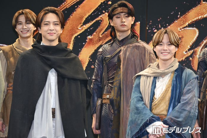 舞台「AmberS -アンバース-」でW主演を務める大橋和也&寺西拓人(C)モデルプレス