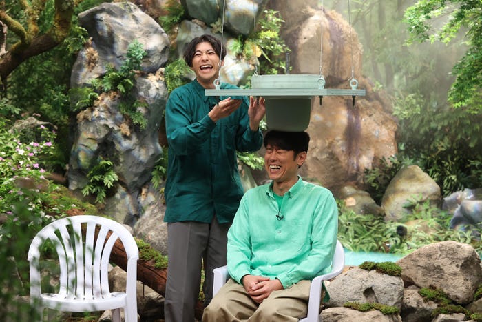 (左から)山田裕貴、原田泰造(C)フジテレビ