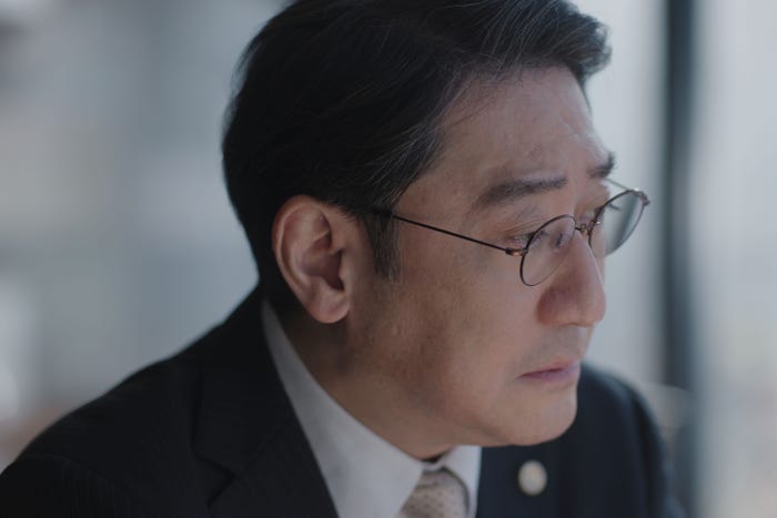 中村芝翫(C)2026「白鳥とコウモリ」製作委員会