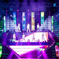 15万人を動員の全国ツアー「AAA TOUR 2013 Eighth Wonder」の最終公演を迎えたAAA