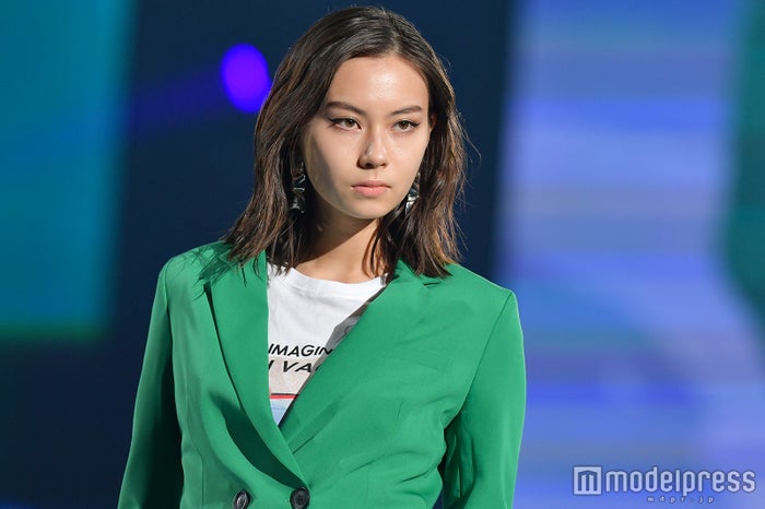 パク・ソジュンと熱愛報道のローレン・サイって？「テラハ」で“世界レベルの美女”と話題　ハリウッド女優・イラストレーターとマルチな活躍