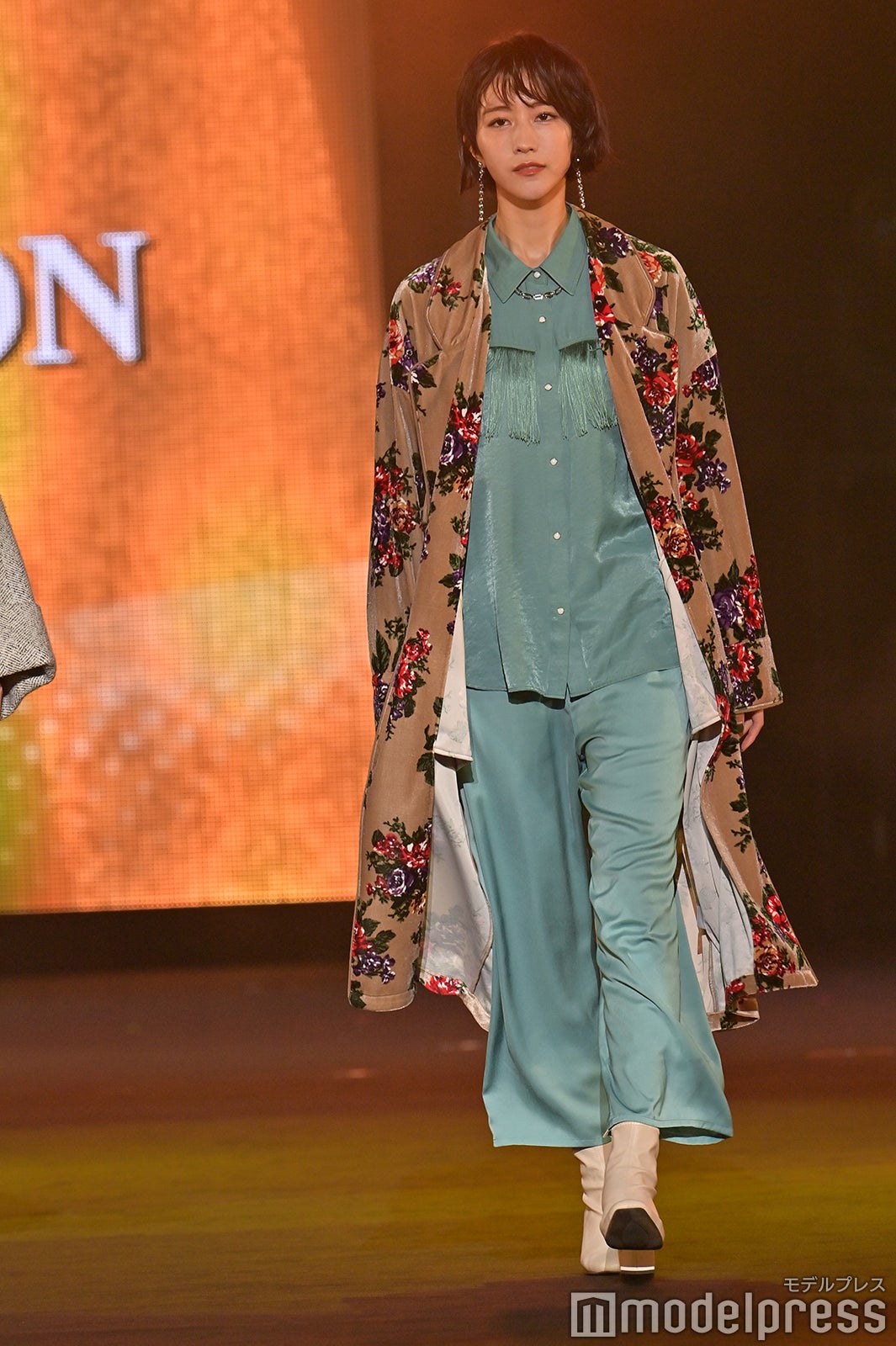 （C）モデルプレス