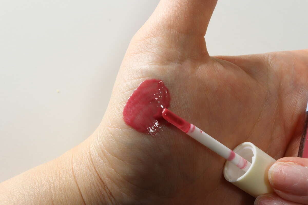 メアリス　リッププランパー　ローズピンク　＜リップグロス＞　スウォッチ