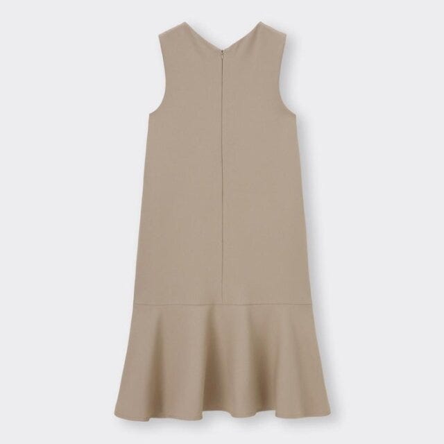 GU　ラクしてキレイ　マストバイワンピース　マーメイドジャンパードレス　シップアップ