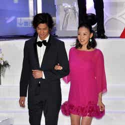 (写真左から)速水もこみち、SHIHO