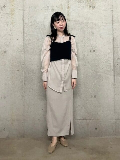 シアーシャツ　コーデ　夏