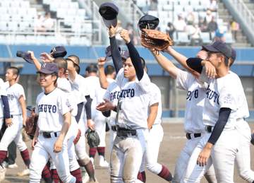 関大北陽が3年ぶり8強 エース西脇8回0封 3番武志先制打＆4番京田トドメ弾 辻本監督「甲子園で岡田さんに会えたら」