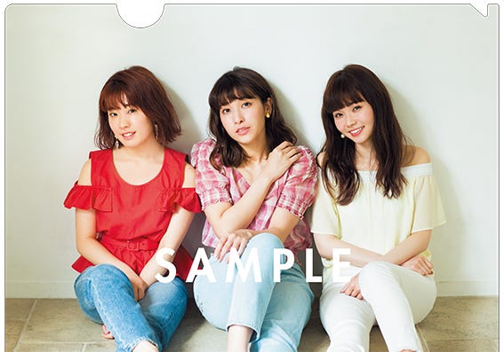 「non-no」2018年8月号セブンネット限定特典:クリアファイルB(撮影/伊藤大作(The VOICE))(画像提供:集英社)