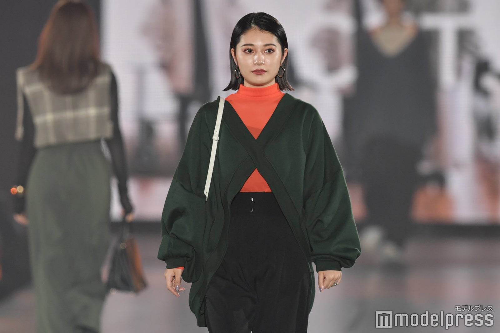 （C）モデルプレス