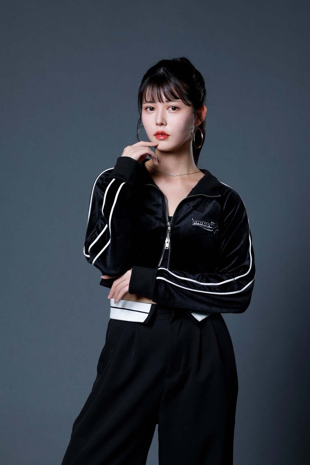 橘ななみ「Dark Idol」（C）ABEMA