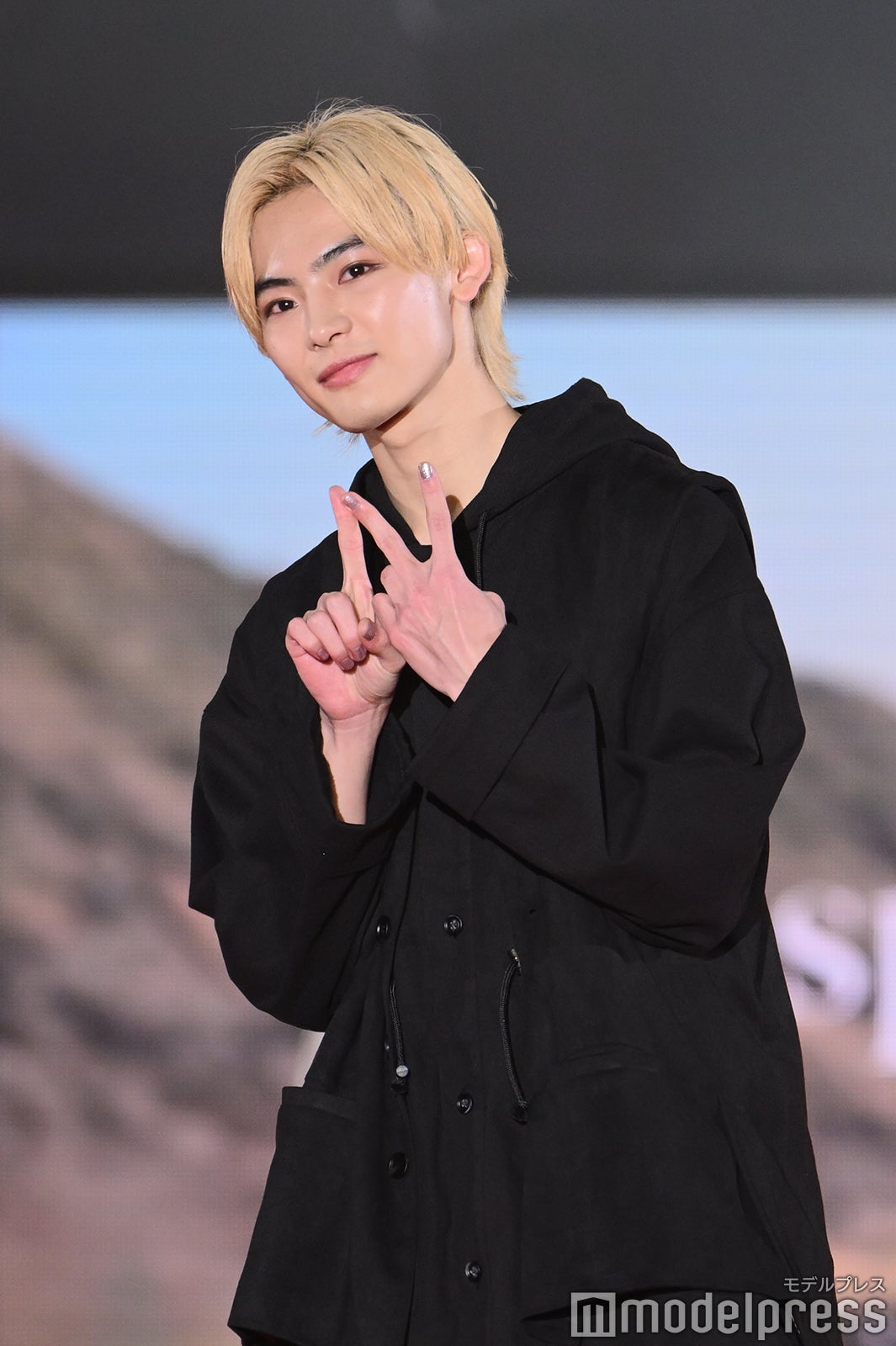 NOA（C）モデルプレス