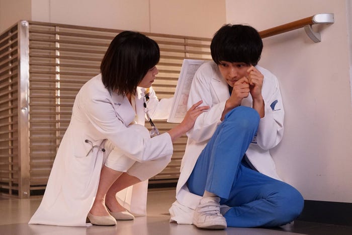 上野樹里・山崎賢人/「グッド・ドクター」第2話より(C)フジテレビ