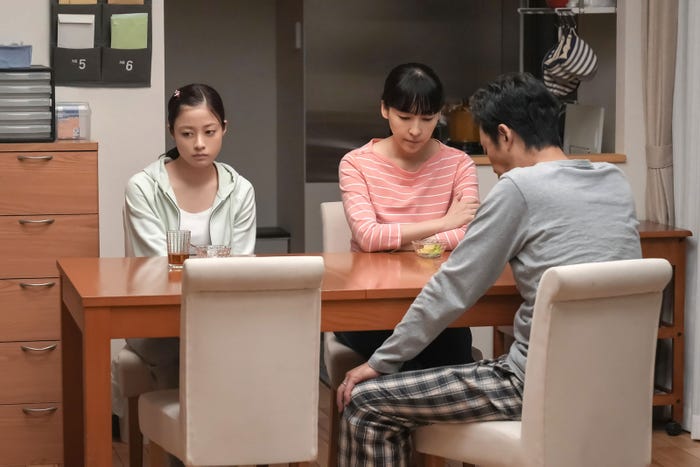 橋本環奈、麻生久美子、北村有起哉「おむすび」第61話(C)NHK