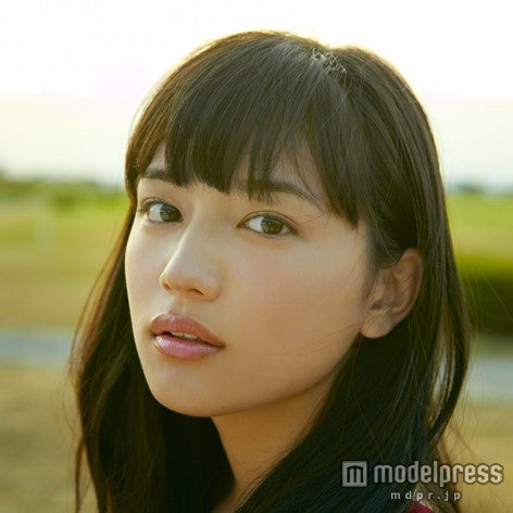 川口春奈さん2013カレンダー！！直筆サイン入り！！ 川口春奈さん2013カレンダー！！直筆サイン入り！！ - メルカリ