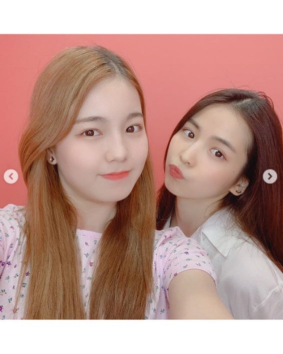 NiziU・MAYA、AYAKAとのデートショットに「可愛いが渋滞」「目の保養」と反響続々