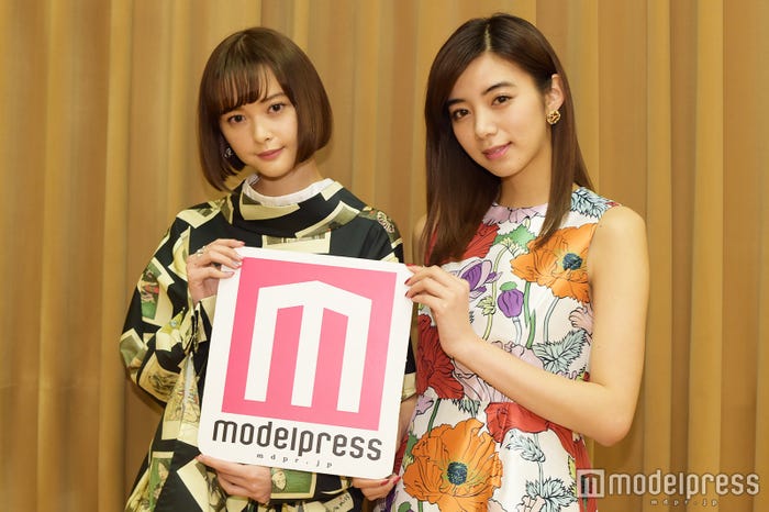 モデルプレスのインタビューに応じた玉城ティナ、池田エライザ(C)モデルプレス