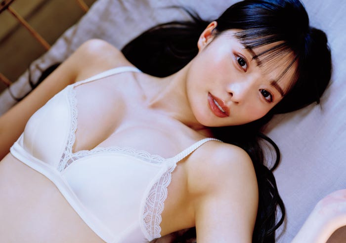 高鶴桃羽(C)熊谷貫/集英社