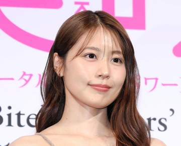 すごい破壊力w 有村架純が白T＆ジーンズ→相葉雅紀とオフ顔で犬をお世話 美しさレベルが異常【みんなの動物園】騒然「白Tジーンズ最強すぎる」「犬になりたい」「トリミングされてぇ」