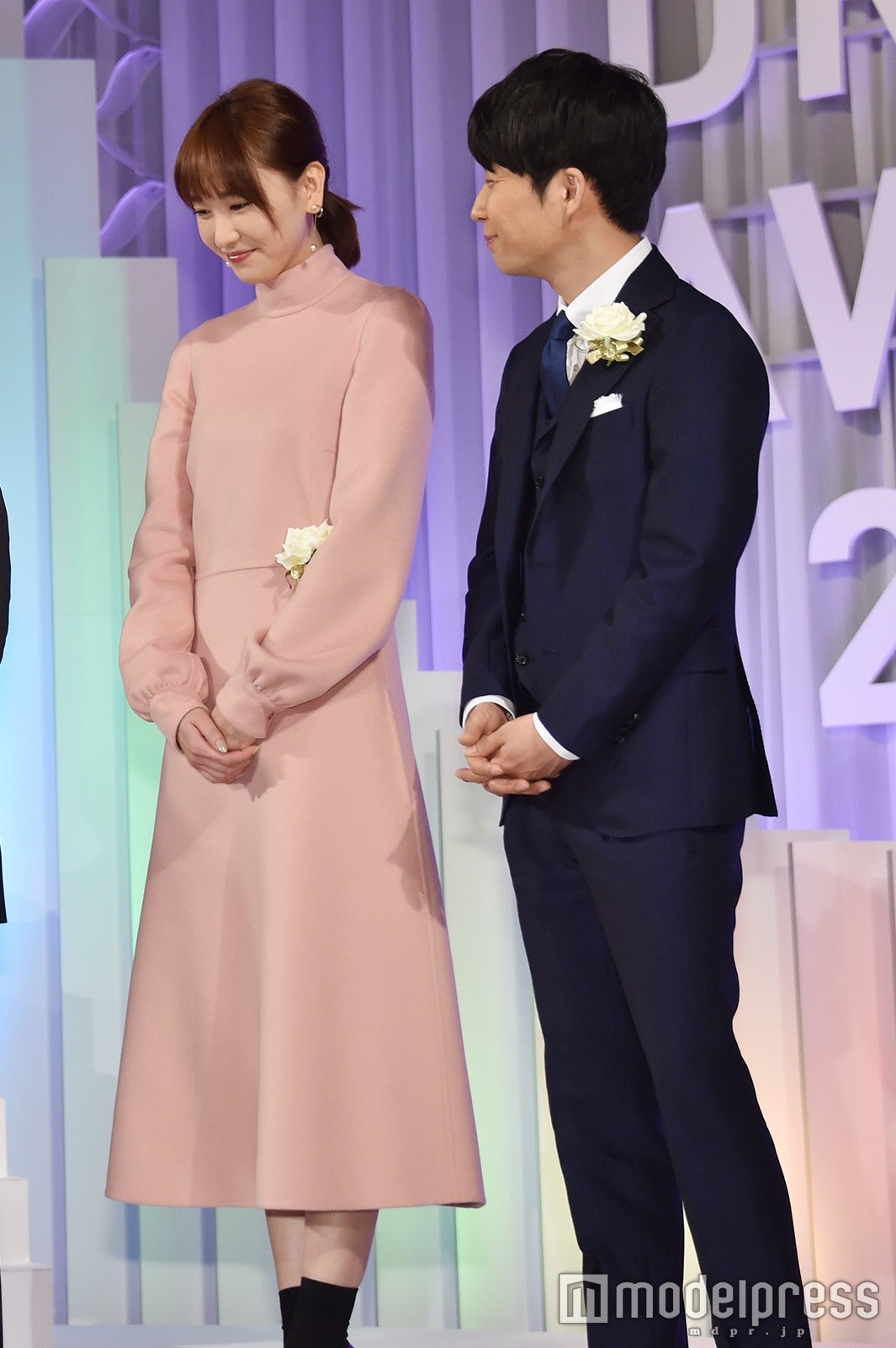 新垣結衣、星野源 （C）モデルプレス