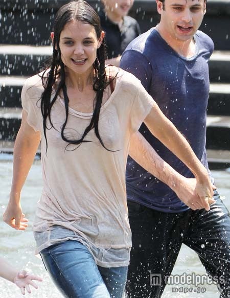 とても楽しげなのですが……。x17 online.com / Zeta Image