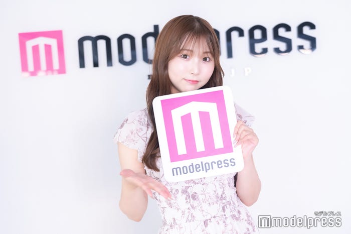 平野百菜さん(C)モデルプレス