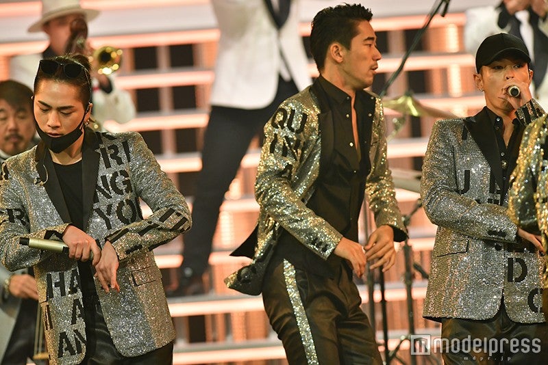 三代目JSB、バンドメンバーも踊る！華やかステージでリハから魅了＜紅白リハ最終日＞