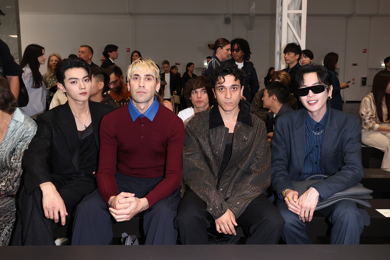 「フェンディ2025年春夏メンズコレクション」の様子（提供写真）