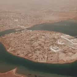 灼熱の国に栄えた“サンゴの町”(C)TBS