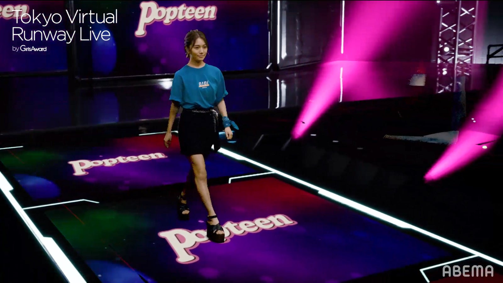 ほのばび（C）Tokyo Virtual Runway Live by GirlsAward （C）AbemaTV, Inc.