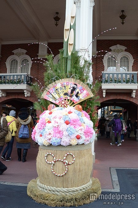 画像6 15 速報 ディズニーの15年開幕 お正月パレードスタート モデルプレス