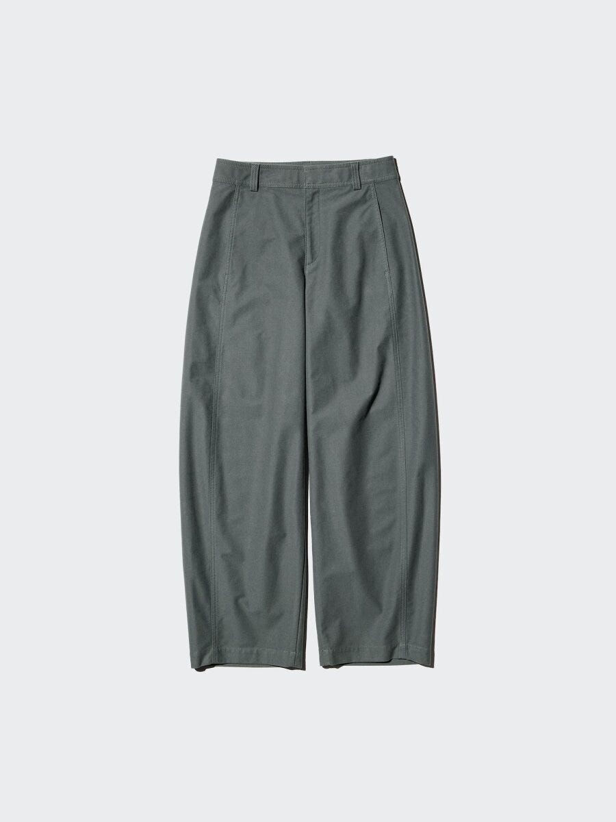 グレーのジャージーバレルレッグパンツ グレーのジャージーバレルレッグパンツ