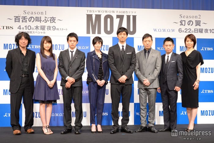 連続ドラマ「MOZU Season1 ~百舌の叫ぶ夜~」記者会見(左より)羽住英一郎監督、有村架純、池松壮亮、真木よう子、西島秀俊、香川照之、伊藤淳史、石田ゆり子