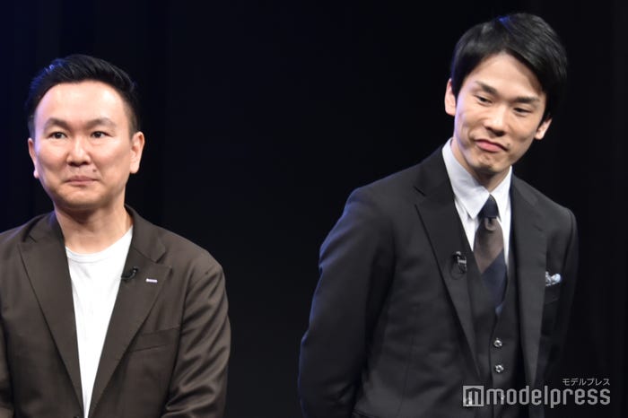 山内健司、濱家隆一(C)モデルプレス