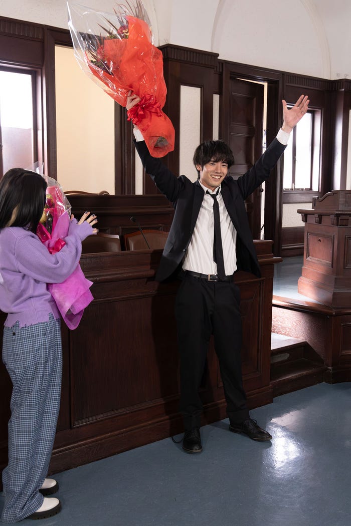 桜田ひより、赤楚衛二(C)日本テレビ