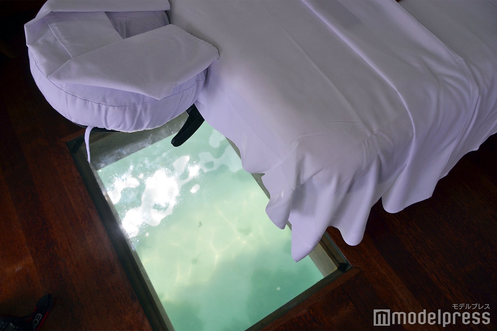 水上スパ（C）モデルプレス