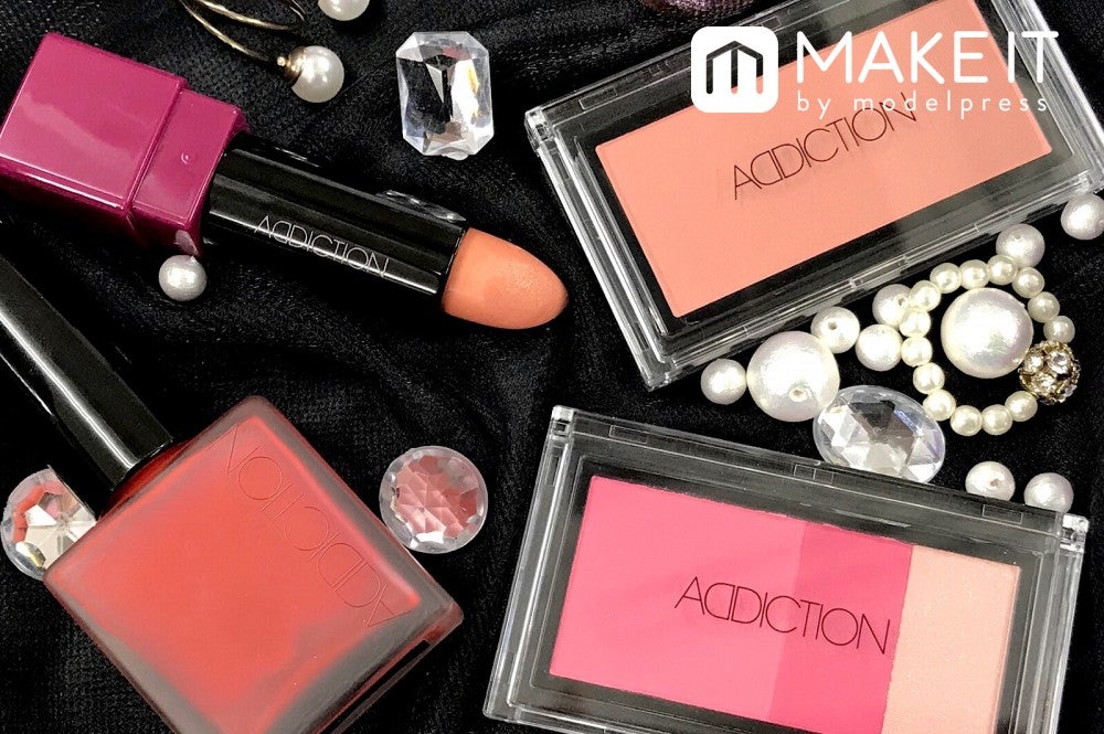 【アディクション】人気チーク集合！4つのタイプとおすすめの使い方 (C)メイクイット