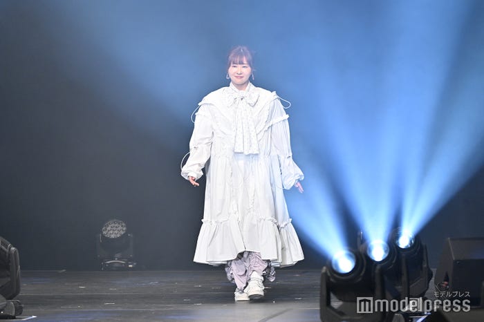 エミリン(C)モデルプレス