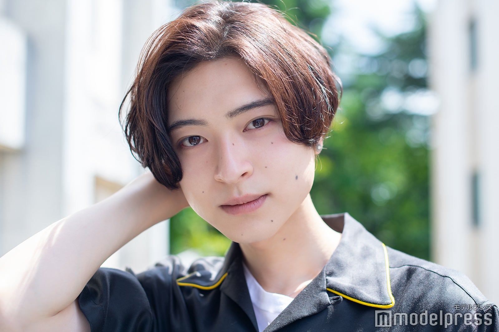 新納直（C）モデルプレス