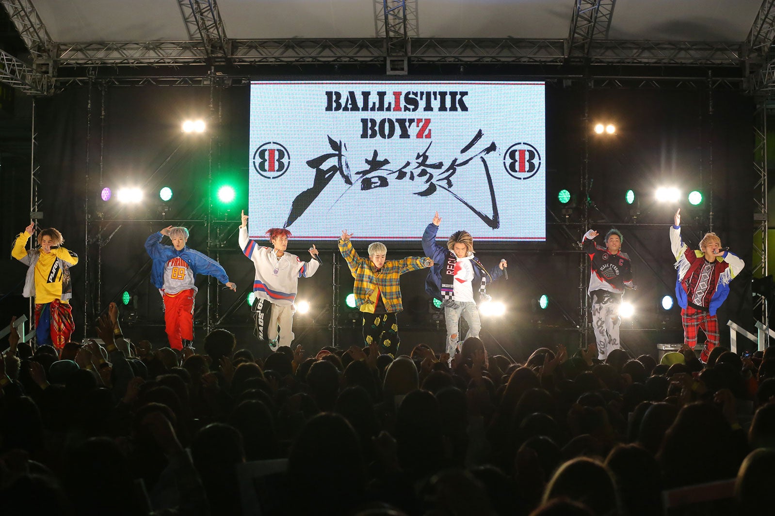 海沼流星、加納嘉将 、深堀未来、奥田力也、砂田将宏、日髙竜太、松井利樹（提供写真）