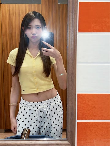 16歳JKモデル・こいろん、くびれに惚れ惚れ美スタイルコーデ披露「おへそが美しすぎます」