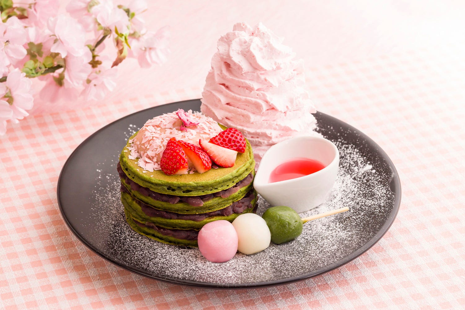 エッグスンシングス、春限定「桜抹茶パンケーキ」「桜フレンチトースト」桜色メニューで花見気分