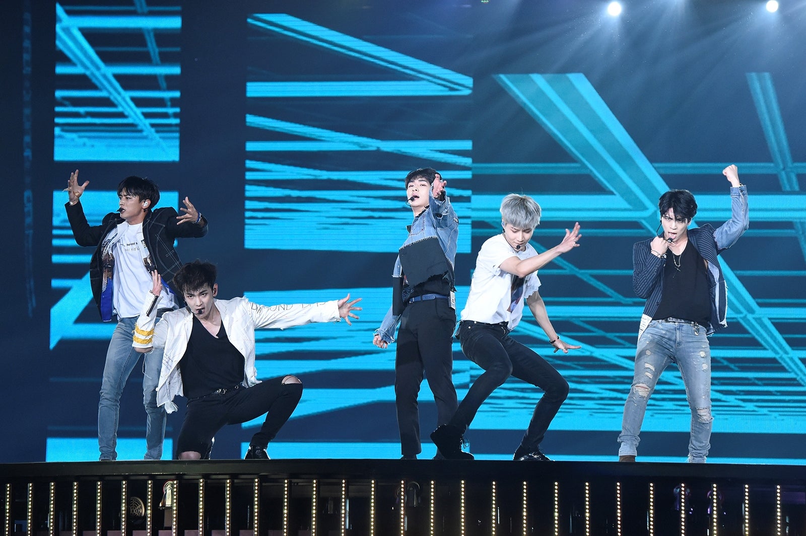 SHINee （提供写真）