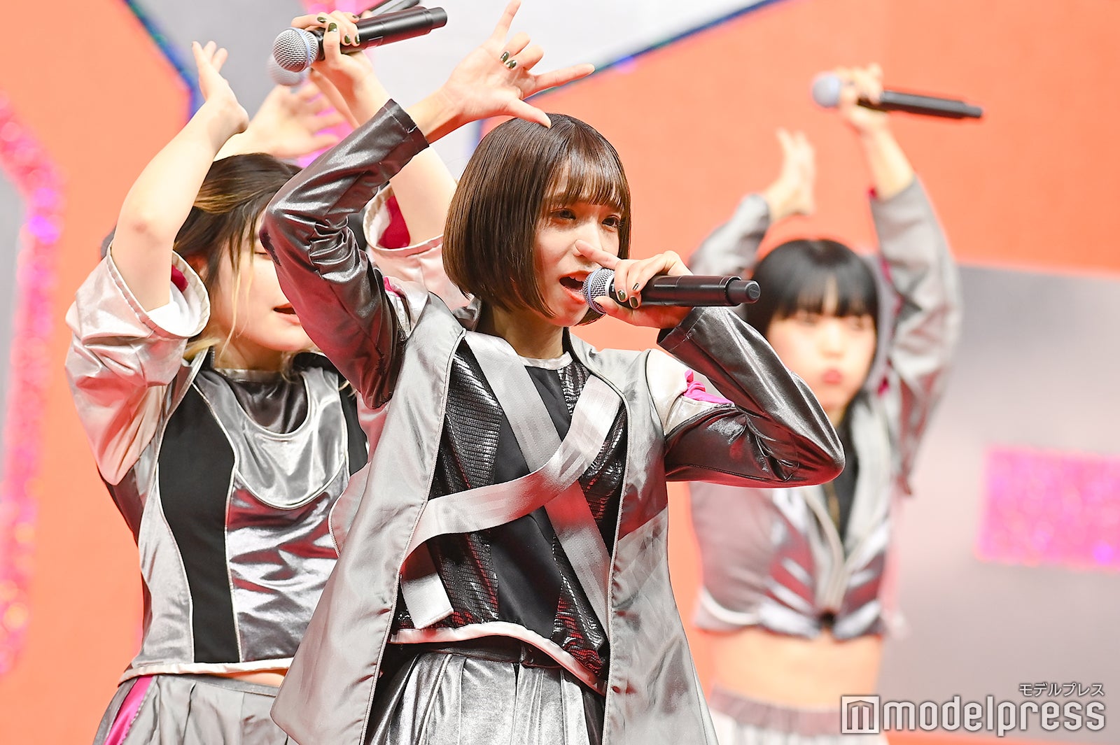 BiSH（C）モデルプレス